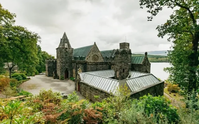 Oban, Glencoe, Highland Lochs & Castles Tour